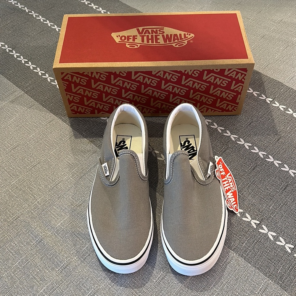 Vans Classic Slip On - Drizzle / True White